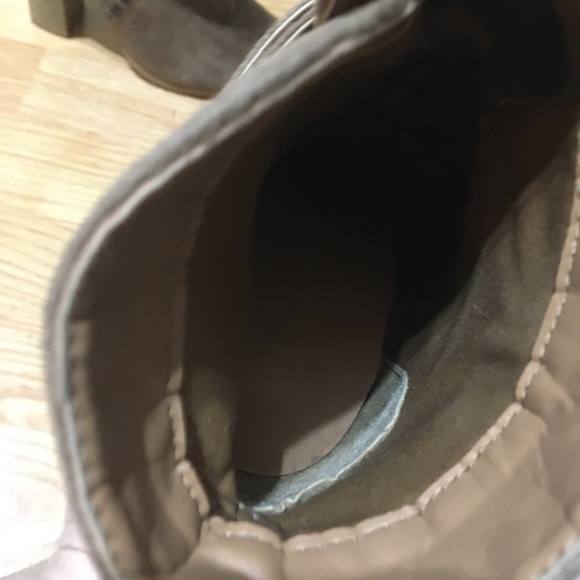 Booties for women size 7.5 M - Picture 5 of 7